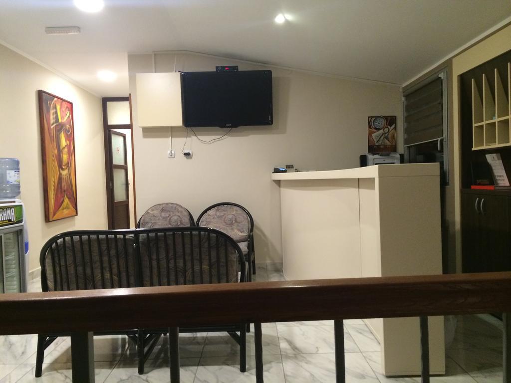 Prenociste Gazela Bed & Breakfast Pirot Ngoại thất bức ảnh