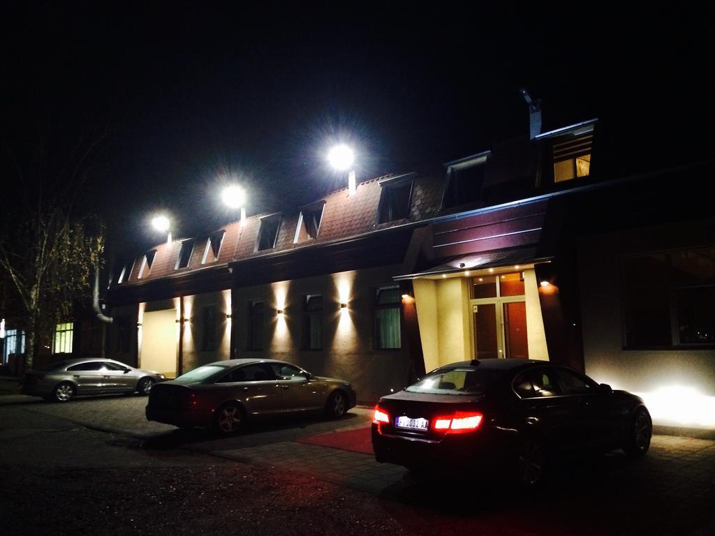 Prenociste Gazela Bed & Breakfast Pirot Ngoại thất bức ảnh