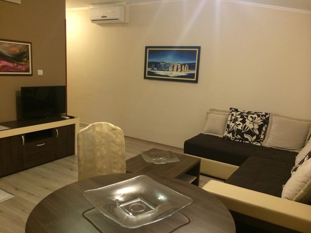 Prenociste Gazela Bed & Breakfast Pirot Phòng bức ảnh